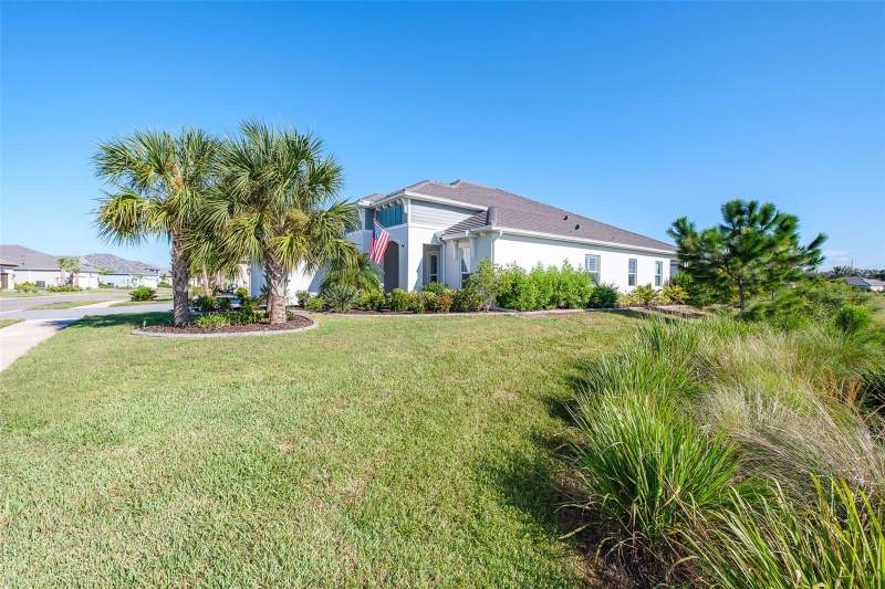 4 bedroom Single Family Residence at 11165 Hogan Circle, Boca Royale, Englewood — photo 2