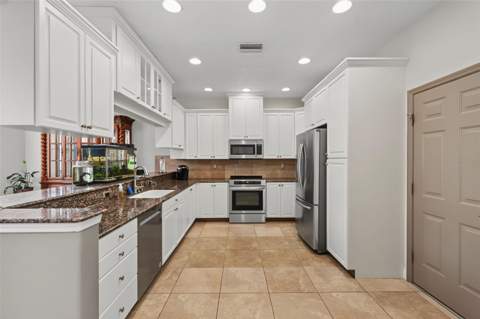 2656 Tanglewood Trail, Palm Harbor FL - photo 11 of 50
