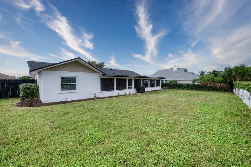 3 bedroom Single Family Residence at 6316 5th Avenue, Belair Bayou, Bradenton — photo 3