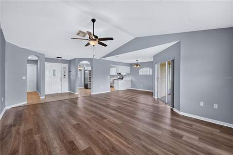 11048 Moshie Lane, San Antonio FL - photo 12 of 71