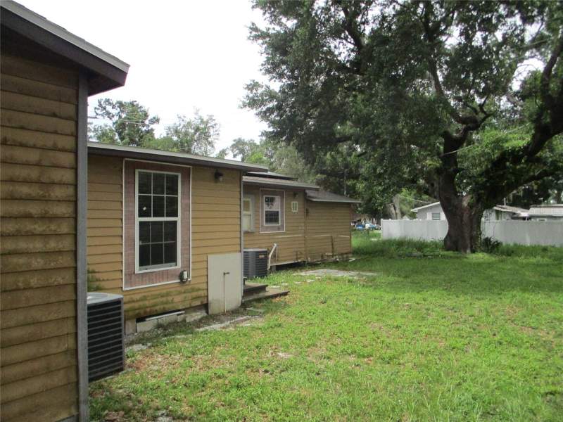 2 bedroom Single Family Residence at 302 E 130th Avenue, Inglewood Park Add 3, Tampa — photo 4