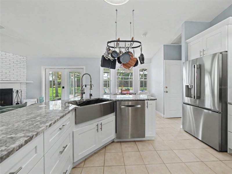 3 bedroom Single Family Residence at 23513 Bellaire Loop, Lake Padgett Estates East, Land O Lakes — photo 3
