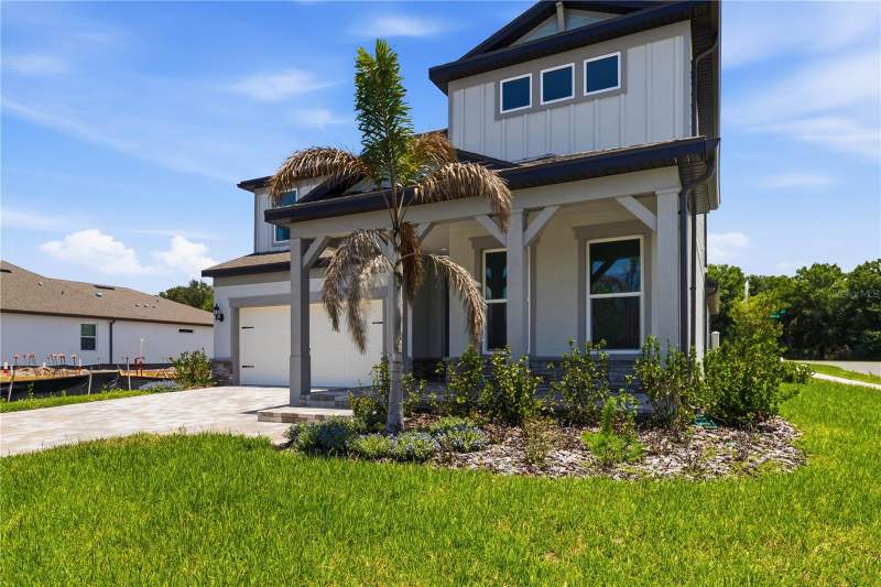 4 bedroom Single Family Residence at 13824 Sunlight Meadow Drive, Spencer Glen North, Riverview — photo 3