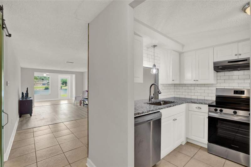 2 bedroom Condominium at 4115 HAMPTON DRIVE #n/a, GARDENS BEACON SQUARE, NEW PORT RICHEY — photo 4