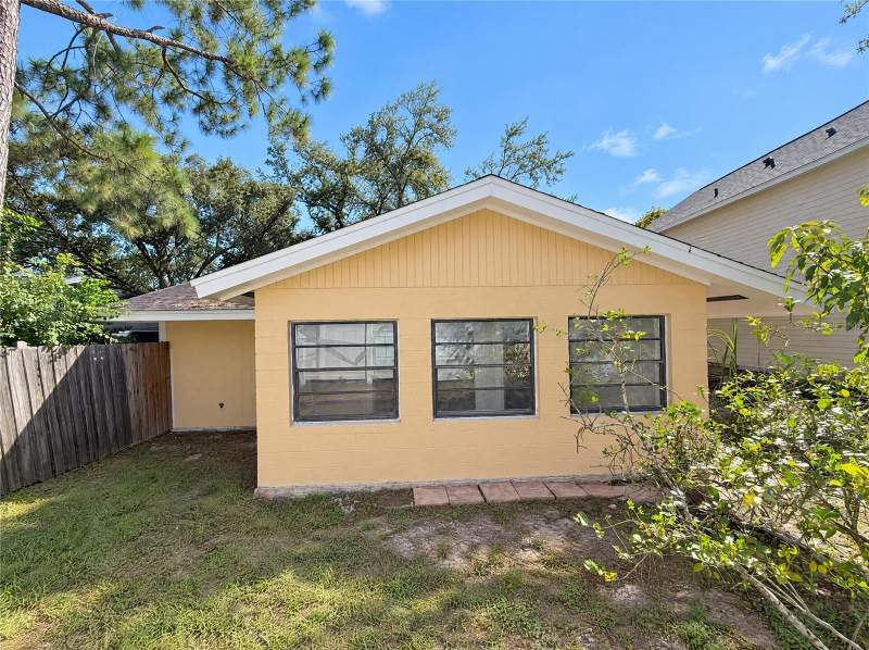 3 bedroom Single Family Residence at 7606 Leon Avenue, Orange River Estates Unit III, Temple Terrace — photo 5
