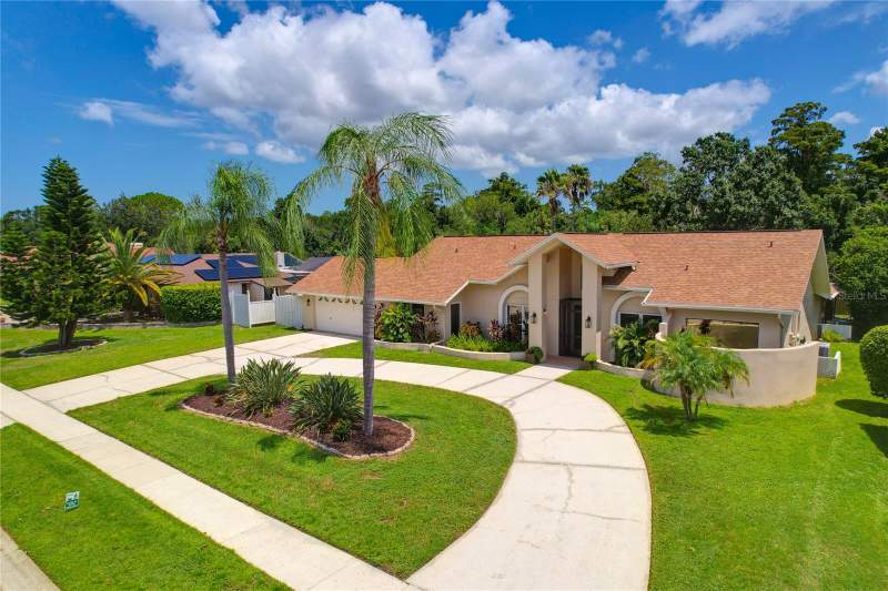 4 bedroom Single Family Residence at 80 Foxfire Lane, East Lake Woodlands, Oldsmar — photo 2