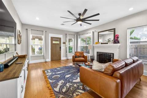 2705 N Poplar Avenue, Tampa FL - photo 10 of 54