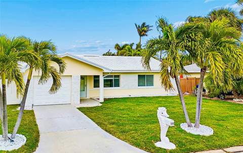 455 81st Avenue, St Pete Beach FL - photo 7 of 48