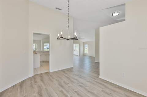 323 Caloosa Palms Court, Sun City Center FL - photo 14 of 45