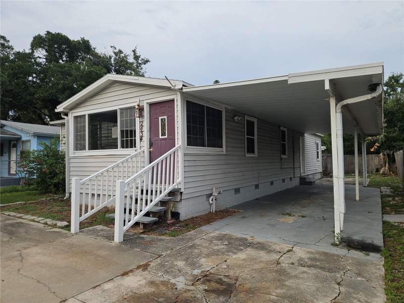 3 bedroom Single Family Residence at 2434 37th Street, Naylor Terrace, St Petersburg — photo 2