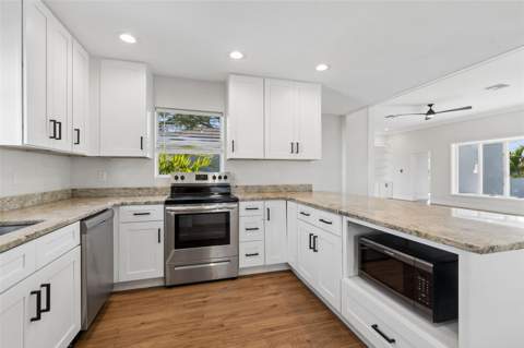 125 Harbor Bluff Drive, Largo FL - photo 20 of 99