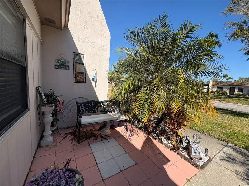 2 bedroom Villa at 1606 Flint Drive, Mission Hills Condo, Clearwater — photo 3