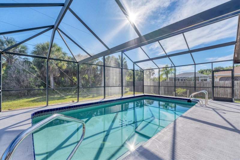 2 bedroom Single Family Residence at 18091 Eau Gallie Circle, Port Charlotte Sec 079, Port Charlotte — photo 4