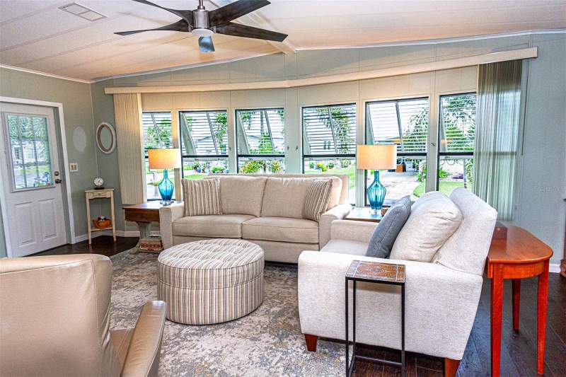 2 bedroom Manufactured Home at 172 Clubview Drive #5, Briar Creek Mobile Home Community II Condo, Safety Harbor — photo 4