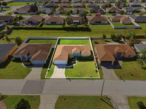 7123 Summit Drive, Winter Haven FL - photo 9 of 53