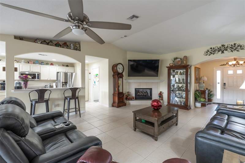 3 bedroom Single Family Residence at 15831 SW 16th Avenue Road, Summerglen, Ocala — photo 3