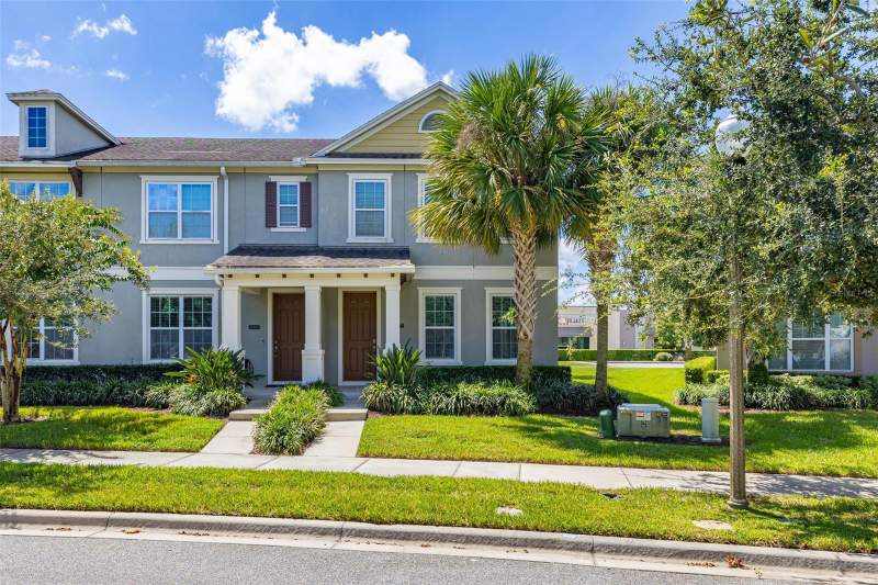 15579 HONEYBELL DRIVE home for sale in Hamlin Reserve