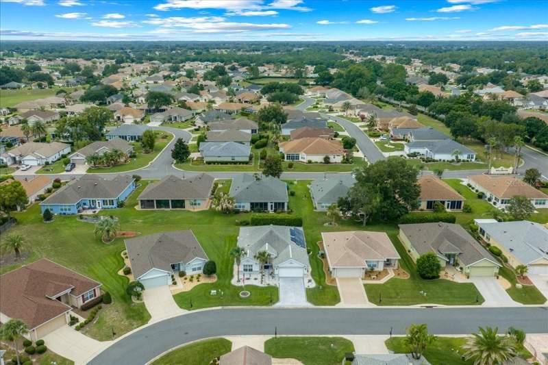 3 bedroom Single Family Residence at 9203 SE 118th Loop, Spruce Creek Country Club Sherwood Rep, Summerfield — photo 3