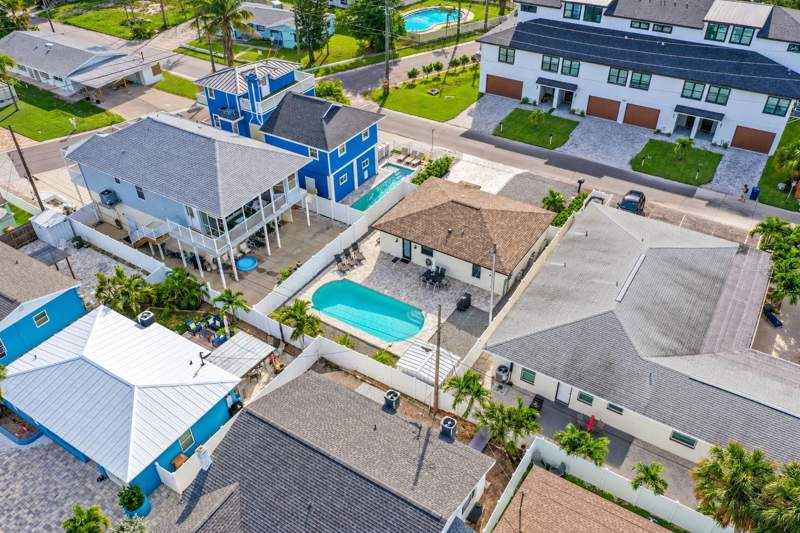 3 bedroom Single Family Residence at 170 145th Avenue, Madeira Shores Sub, Madeira Beach — photo 3