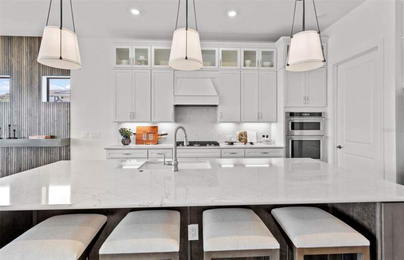 3 bedroom Single Family Residence at 19107 Fox Landing Place, Del Webb Catalina At Lakewood Ranch, Lakewood Ranch — photo 4