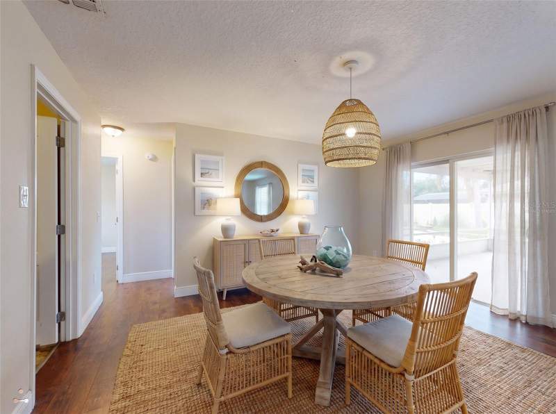 4 bedroom Single Family Residence at 2125 E Parkton Drive, Deltona Lakes Unit 70, Deltona — photo 5