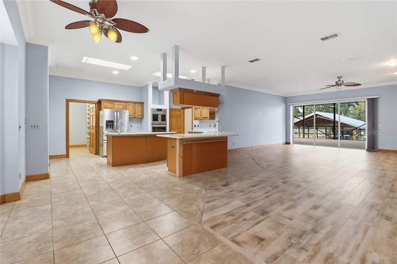 3 bedroom Single Family Residence at 1841 NW 17th Street, Crystal River, Crystal River — photo 4