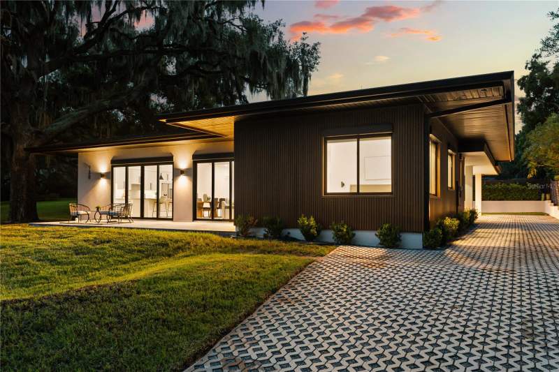 4 bedroom Single Family Residence at 930 East Boulevard, Windermere Town, Windermere — photo 3