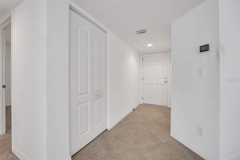 3 bedroom Condominium at 3 Oceans Boulevard #2D4, The Oceans Cloverleaf Condo, Daytona Beach — photo 3