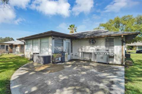 10800 Los Santos Drive, Port Richey FL - photo 22 of 35