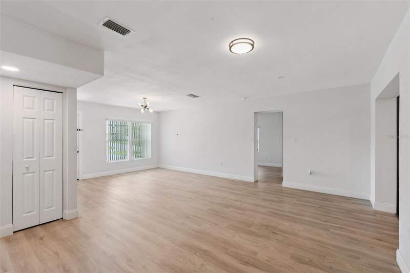 4 bedroom Single Family Residence at 368 N Boyd Street, Winter Garden Shores Add 02, Winter Garden — photo 5