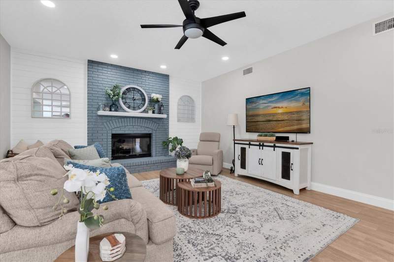 4 bedroom Single Family Residence at 1625 Percheron Drive, Trinity Oaks Increment M North, Trinity — photo 5