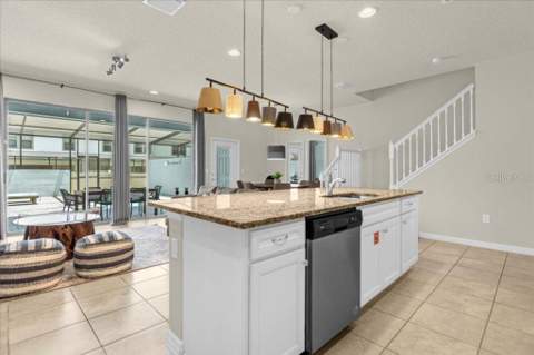 2413 Dubai St, Kissimmee FL - photo 6 of 39