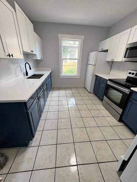 1021 E Cayuga Street, Tampa FL - photo 10 of 40