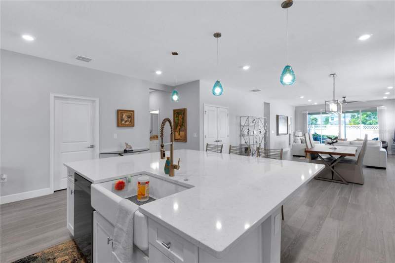 4 bedroom Single Family Residence at 5344 Wishing Arch Drive, Mirabay Prcl 8, Apollo Beach — photo 3