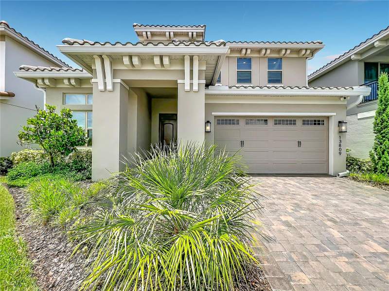 5 bedroom Single Family Residence at 13809 Larkton Lane, Eagle Creek, Orlando — photo 2