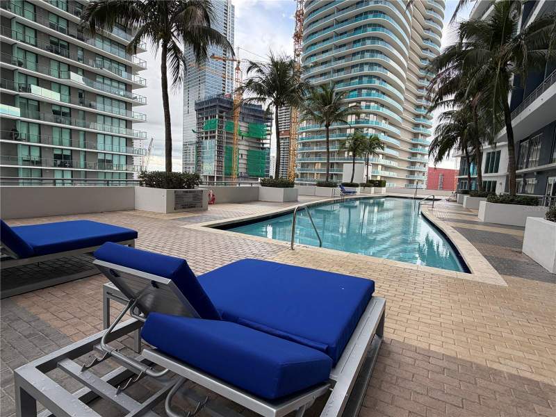 2 bedroom Condominium at 60 SW 13th Street #5212, Infinity At Brickell Condo, Miami — photo 2