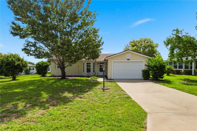 25110 BELLEVUE home for sale in Plantation At Leesburg