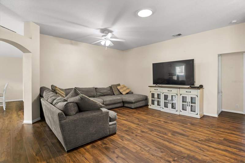 3 bedroom Single Family Residence at 3833 Whistlewood Circle, Carillon Lakes Phase 4, Lakeland — photo 4