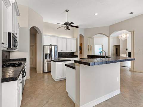 6906 Belmont Court, Lakewood Ranch FL - photo 23 of 79