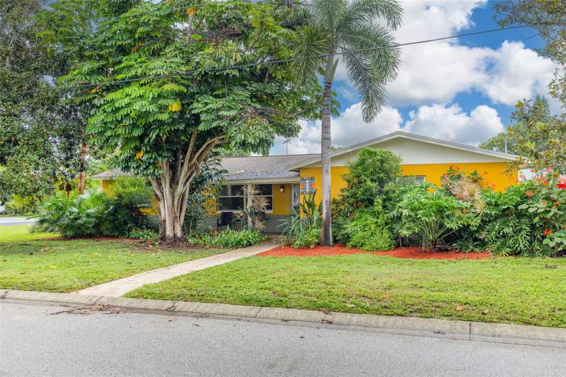 2 bedroom Single Family Residence at 1345 39th Street, Corsons Sub, St Petersburg — photo 5