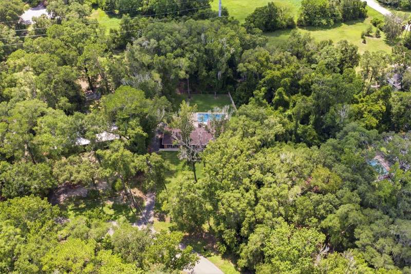 5 bedroom Single Family Residence at 226 SW 80th Boulevard, Sunningdale, Gainesville — photo 4