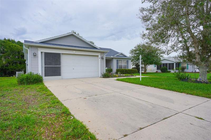 3 bedroom Single Family Residence at 9345 SE 177th Simons Lane, Villages/Marion Un 47, The Villages — photo 2