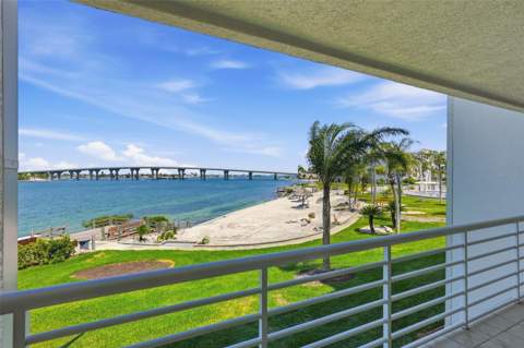 6081 Bahia Del Mar Circle #251, St Petersburg FL - photo 12 of 33