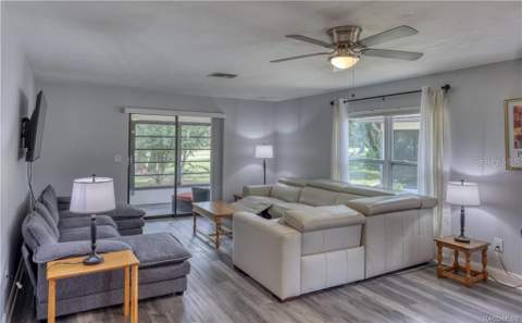 85 Golfview Drive, Homosassa FL - photo 9 of 19