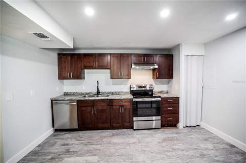 331 Amherst Avenue #56, Sarasota FL - photo 6 of 19