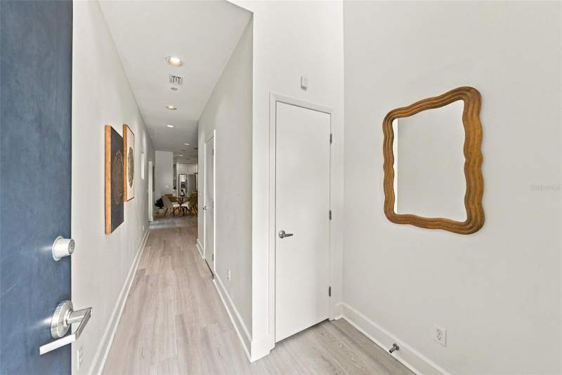3 bedroom Townhouse at 213 S Moody Avenue #1, Moody City Homes, Tampa — photo 2