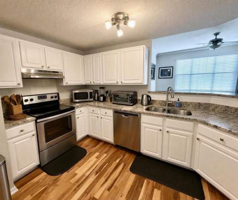 501 Knights Run Avenue #2211, Tampa FL - photo 6 of 19