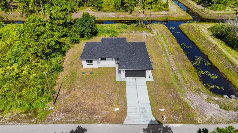 4 bedroom Single Family Residence at 828 Genoa Avenue, Lehigh Acres, Lehigh Acres — photo 4