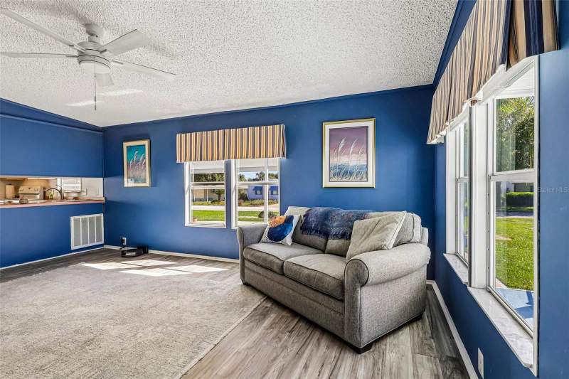 2 bedroom Manufactured Home at 25109 Clifford Hill, Plantation At Leesburg, Leesburg — photo 4