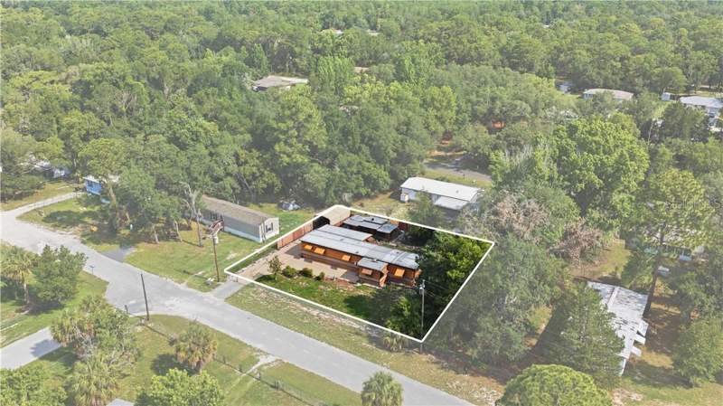 2 bedroom home at 7509 W Merry Lane, Homosassa, Homosassa — photo 2